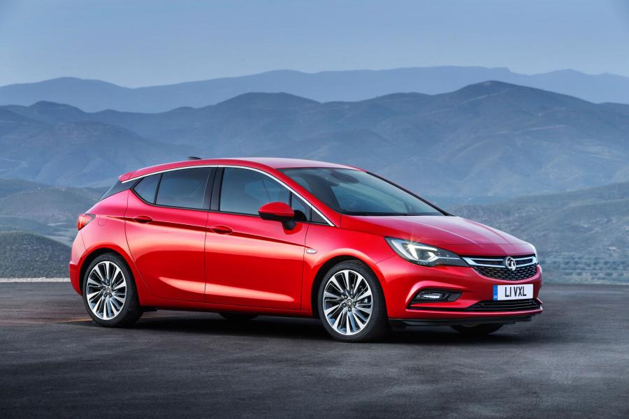  Vauxhall Astra 2015 года  (фото 8 из 14)